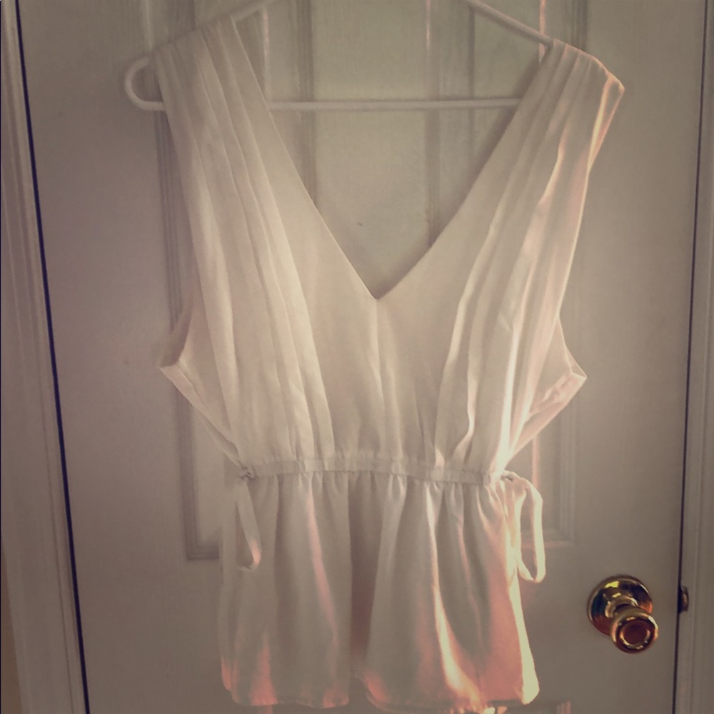 Adorable white dressy tank